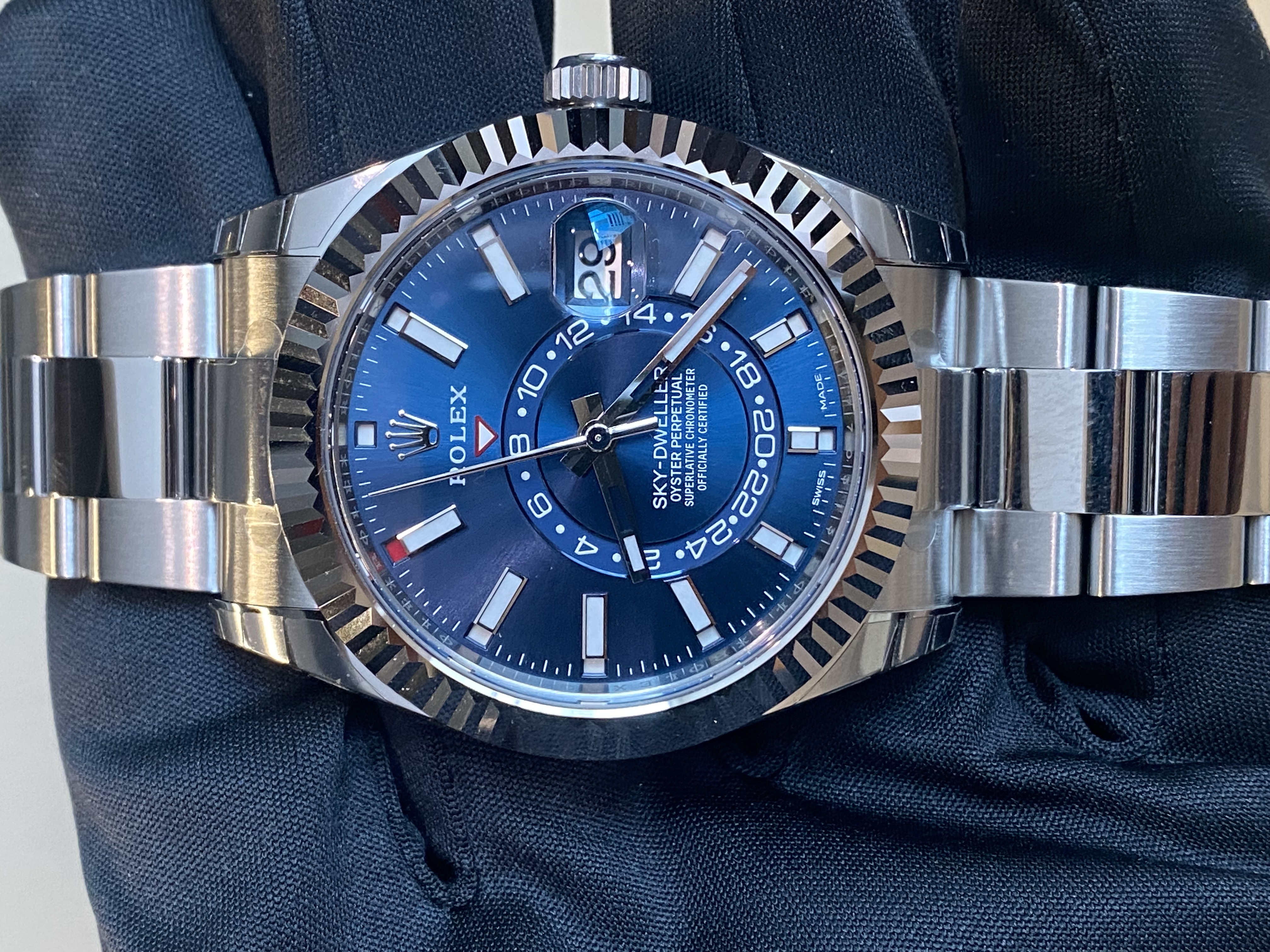 Rolex SKY-DWELLER