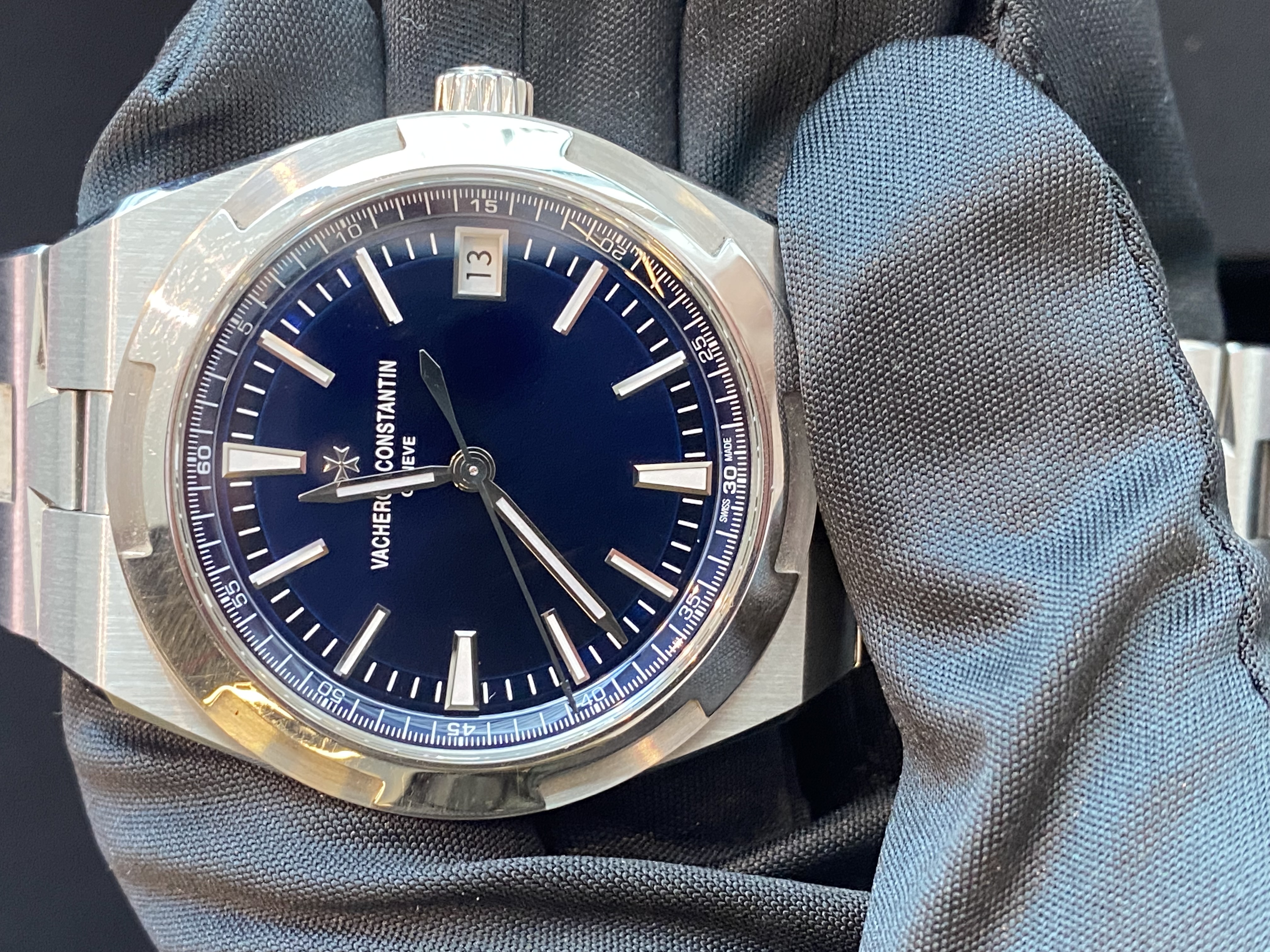Vacheron-Constantin OVERSEAS